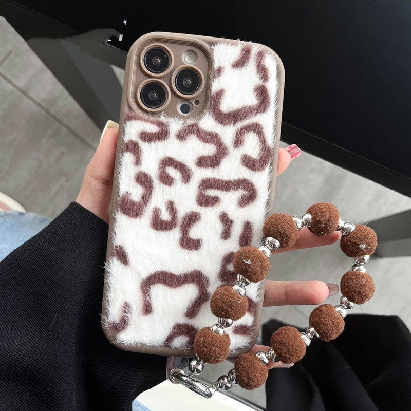 Leopard Printed Plush Phone Case - Furry & Stylish Protection for Your Device 🐆✨