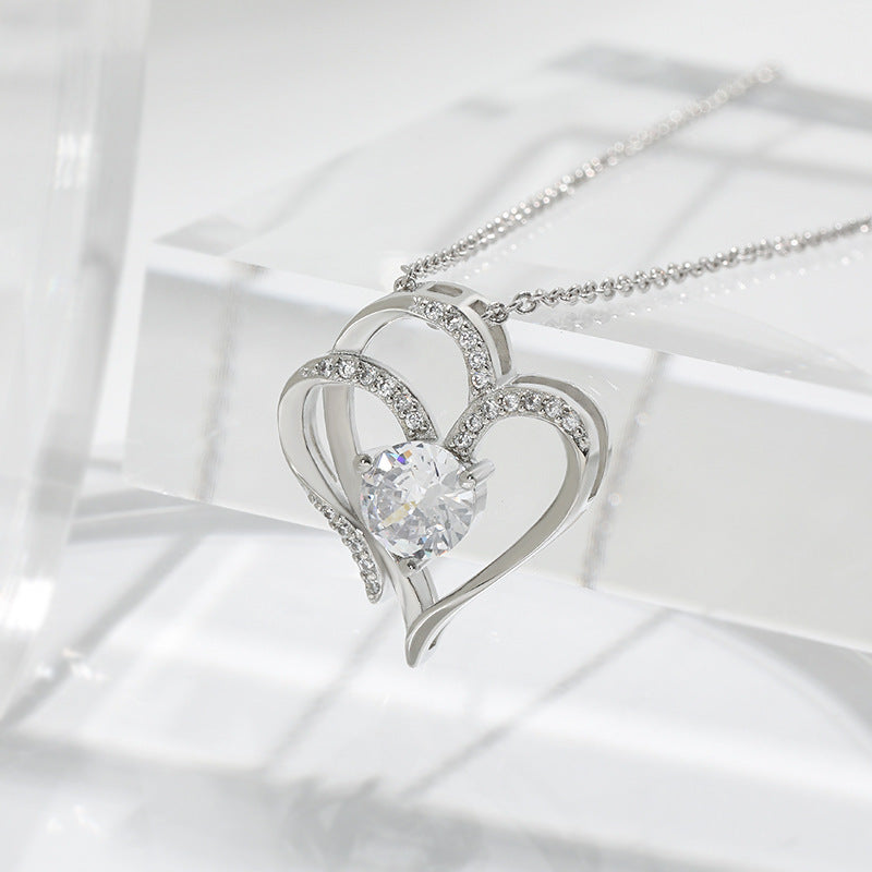 Double Heart Zircon Necklace - Romantic Heart-Shaped Pendant with Rhinestones