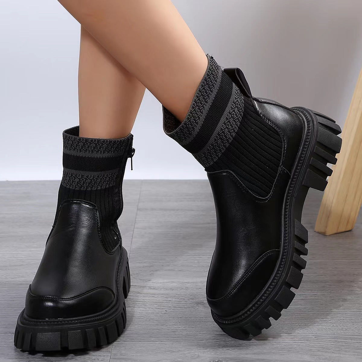 Stylish Women's Mid-Tube Winter Boots with Zipper and Thick Sole