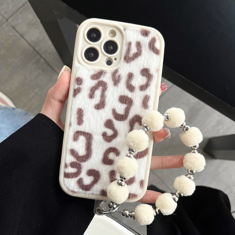 Leopard Printed Plush Phone Case - Furry & Stylish Protection for Your Device 🐆✨